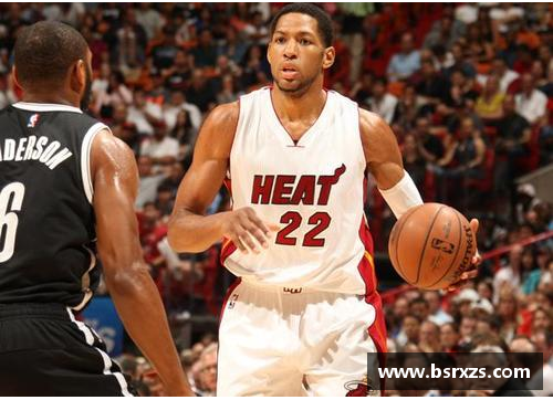 DB真人官方网站昨晚NBA赛事：热火与篮网的顶级对决精彩回顾 - 副本